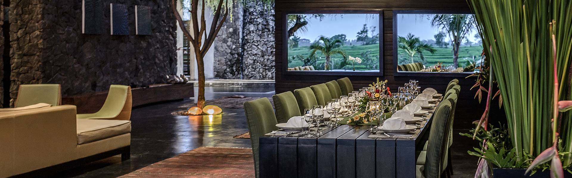 Villa Mana - Dining setting